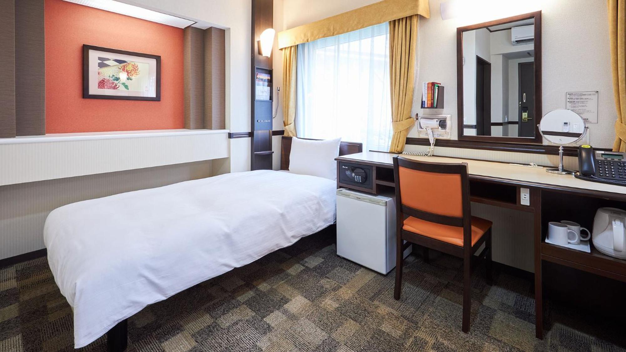 Toyoko Inn Tsu Eki Nishi Guchi Kamer foto